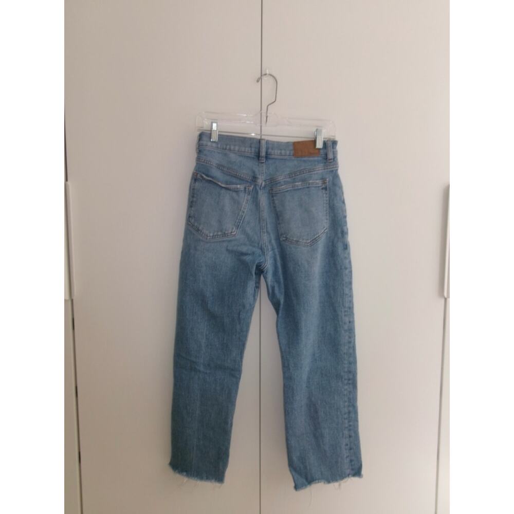 Madewell Cropped High-Rise 90’s Straight Jeans in Light Blue - Picture 3 of 5